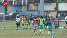 VIDEO: Kakang dan Robi Darwis Kembali Berlatih Bersama Persib