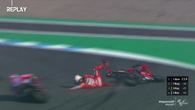 VIDEO: 2 Rival Keok, Quartararo Hoki di MotoGP Jepang