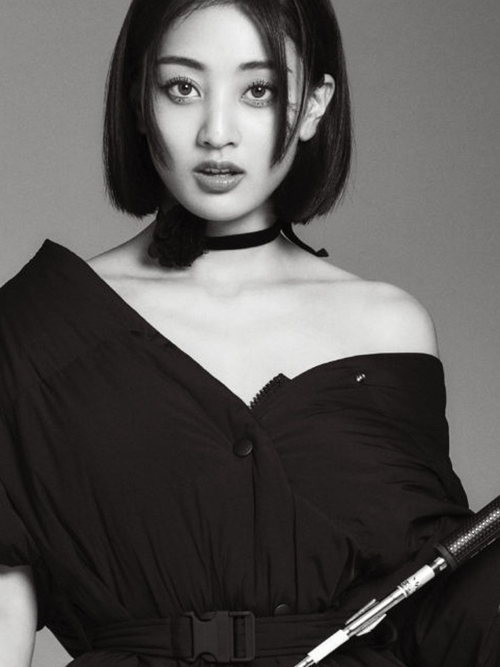 Tidak hanya pemotretan, Jihyo juga melakukan wawancara bersama GQ Korea terkait kariernya bersama anggota grup TWICE./ foto: GQ Korea