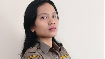 img-title Kakak Brigadir J Bekerja di Kementerian Vs Anak Farida Nurhan Hamil Bikin Geger