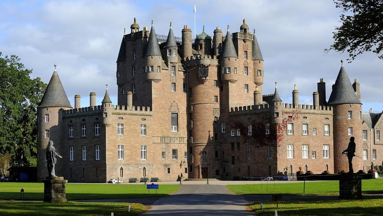 Glamis Castle in Angus Scotland. Glamis Castle was the childhood home of the Queen Mother, Elizabeth Bowes-Lyon.