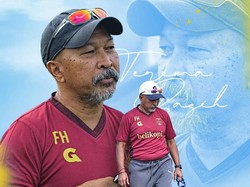 Persela Pecat Fakhri Husaini!