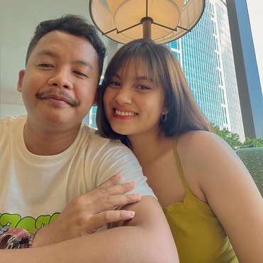 Profil Ditha Rizky Amalia Pacar Dustin Tiffani yang Lebih Muda 10 Tahun