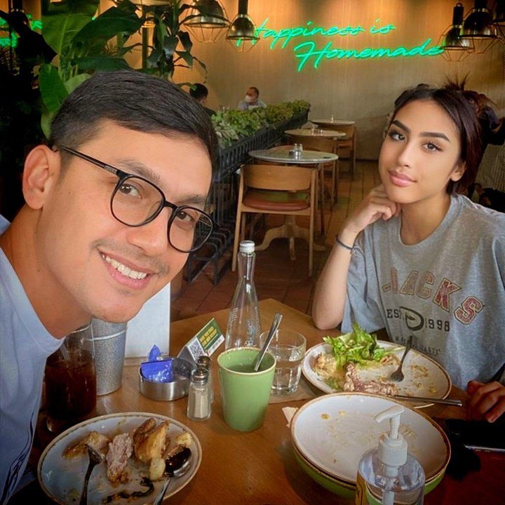 <p>Gunawan Sudrajat sangat dekat dengan putri bungsunya. Ia bahkan menyebut Khayra sebagai putri kesayangan.<em> "Princess kesayangan,"</em> tulis Gunawan di unggahan fotonya. (Foto: Instagram @gunawan_sudrajat_real)</p>