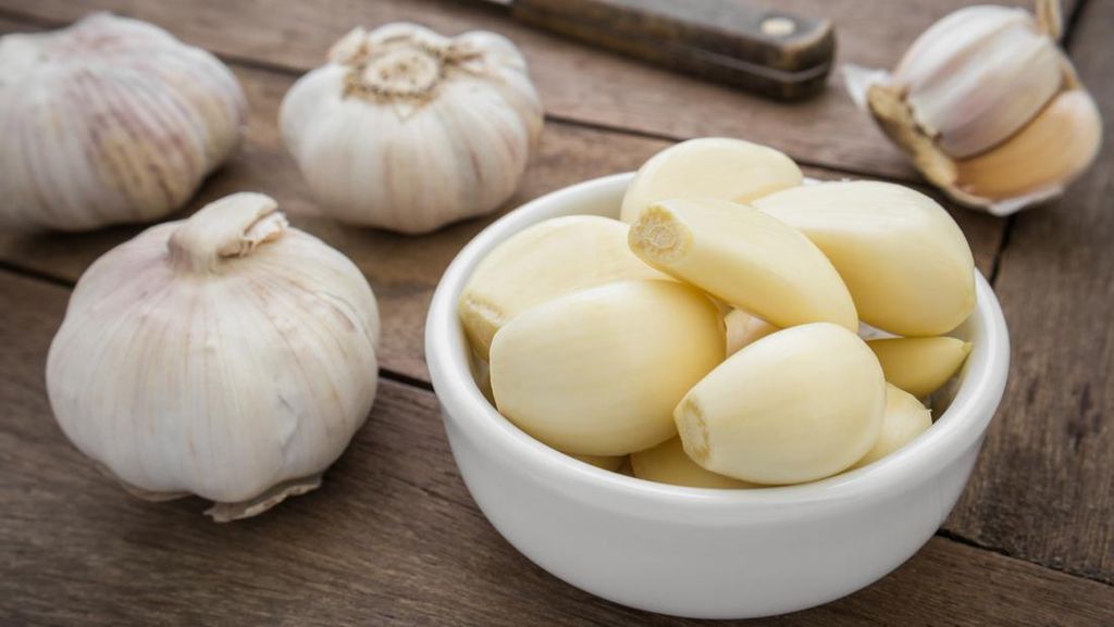 2 Cara Fermentasi Bawang Putih yang Mudah dan Kaya Manfaat