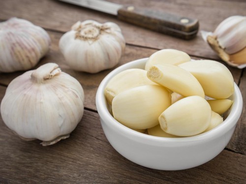 6 Cara Menyimpan Bawang Putih agar Awet, Tanpa Masuk Kulkas