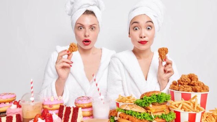 4 Jenis Makanan Ini Rupanya Dapat Memperburuk Kondisi Jantung, Sebaiknya Mulai Dibatasi 4 Jenis Makanan Ini Rupanya Dapat Memperburuk Kondisi Jantung, Sebaiknya Mulai Dibatasi