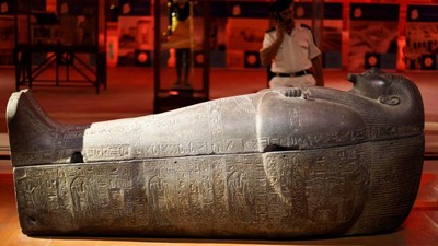 FOTO: Mesir Pamerkan Artefak Antik Firaun dan Raja Tutankhamun
