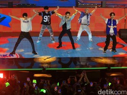 NCT Dream Tutup Konser Korean Wave 2022 dengan Glitch Mode