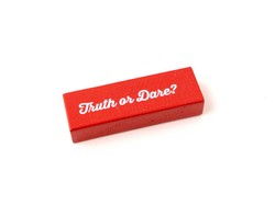 60 Pertanyaan Truth or Dare yang Seru, Deg-degan, dan Kocak