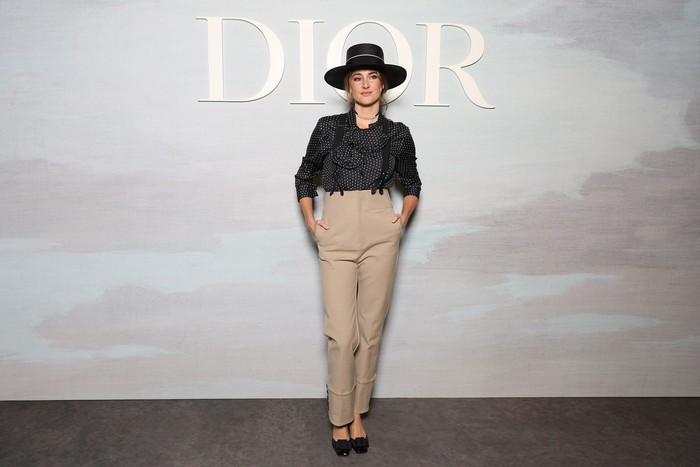 Shailene Woodley looked boyish in matching high waisted pants, polka dot blouse, and suspenders.  A classic-style hat increasingly makes his style look stylish.  Photo: Getty Images for Christian Dior/Pascal Le Segretain