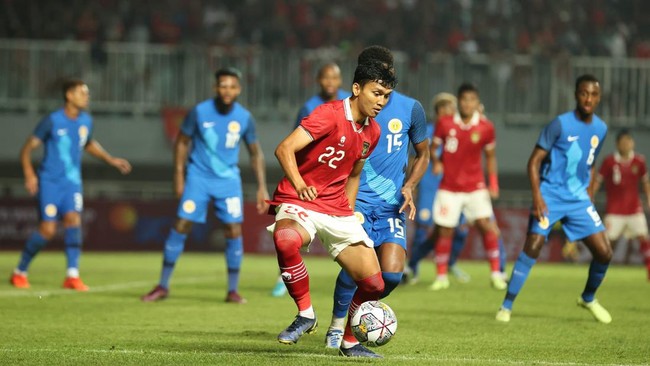 Penyerang Timnas Indonesia Dendy Sulistyawan akhirnya merasakan debut dan mencetak gol perdana dalam dua laga uji coba lawan Curacao.
