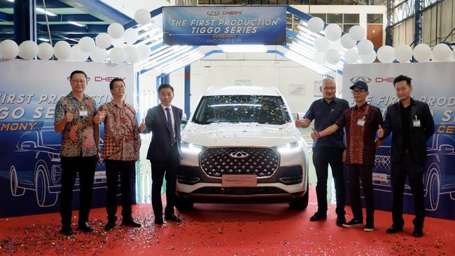 Chery Mulai Produksi Mobil di Indonesia Chery mengumumkan mulai memproduksi mobil di Indonesia. Produksi perdana dimulai 20 September.