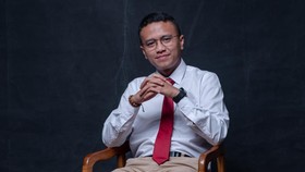 Stafsus Mensesneg: Pertemuan Pratikno-Iwan Bule Bukan Soal Dukungan