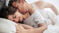 Tanpa Seks, Ini 5 Cara Agar Tetap Intim dengan Suami Saat Bunda Haid