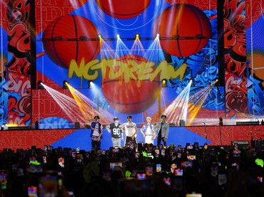Potret NCT Dream Hibur NCTzen di Korean Wave 2022