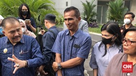 Orang Tua Brigadir J Gugat Ferdy Sambo dkk Rp7,5 Miliar