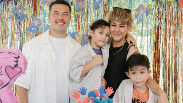 img-title Rifat Sungkar Tak Paksa Anak Ikuti Jejak Jadi Pembalap