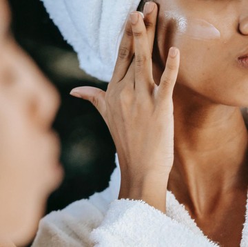 BeauPicks: Rekomendasi 5 Sleeping Mask Brand Lokal Terbaik, Beauties Wajib Coba!