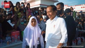 VIDEO: HP Rusak, Siswi SMU Ini Ngomel ke Jokowi