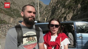 VIDEO: Cerita Warga Rusia Jalan 24 Jam ke Georgia Hindari Wamil
