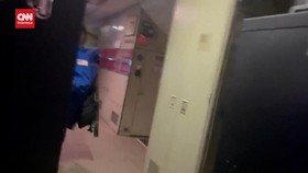 VIDEO: Misi Menantang Maut NOAA Masuk ke Badai Ian