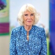 Jarang Dilepas, Simak Kisah di Balik Kalung Kesayangan Permaisuri Camilla!