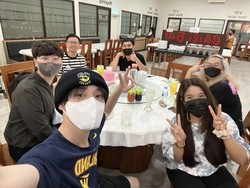 Kepincut Makan Seafood di Sunter, Chenle NCT: Enak Banget Tsay!