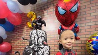 <p>Ayu Dewi dan sang suami Regi Datau baru saja merayakan ulang tahun anak laki-laki, Aqli. Dalam unggahannya, Ayu berharap baby Aqli selalu mendapat perlindungan dari Tuhan Yang Maha Kuasa dan menjadi anak yang sholeh. (Foto: Instagram: @mrsayudewi)</p>