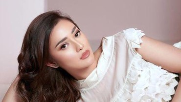 8 Potret Cantik Devina Kirana yang Dituduh Jadi Selingkuhan Rizky Billar