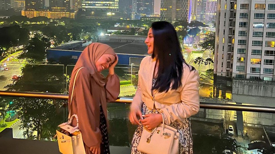 Lesti dan Margin Lesti dan Margin