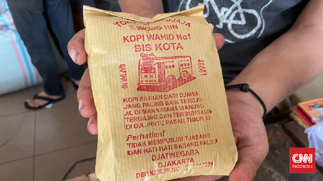 Bis Kota jadi salah satu kopi legendaris di Jakarta. Berdiri sejak 1943 silam, Kopi Bis Kota masih terus mencoba bertahan hingga saat ini.