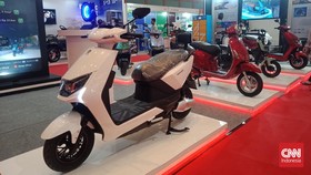 Banjir Motor Listrik di IEMS, Berikut Merek Harga di Bawah Rp20 Juta