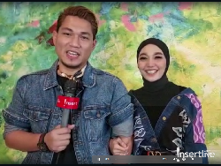 Senang Kenakan Batik, Rizal Armada dan Istri Tetap Tampil Kasual