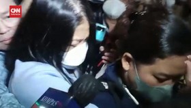VIDEO: Putri Candrawathi Datangi Bareskrim Untuk Wajib Lapor