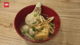 VIDEO: Yuk Cobain Nikmatnya Bakso Iga Kambing