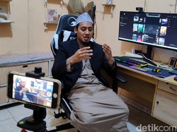 Cara Unik Abi Azkakia Dakwah Ala Pengajian di Streaming Mobile Legends