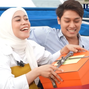 Devina Kirana Disebut Selingkuhan Rizky Billar Vs Lesti Nangis di Podcast