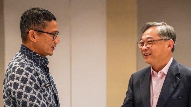 Menparekraf Sandiaga bertemu dengan Menteri Gan Kim Yong membahas potensi wisata cruise dari Singapura ke Indonesia.