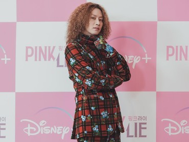 img-title Heechul Super Junior Pernah Ketiduran di Toilet Sung Si Kyung, Kok Bisa?