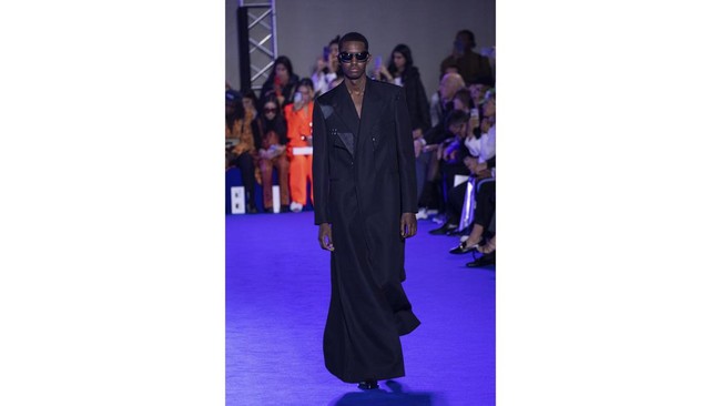 FOTO: Koleksi Perdana 'Ib Kamara' Off-White, Sepeninggal Virgil Abloh