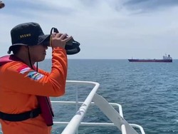 KLM Al Mubarok Bawa 10 Warga Pangkep Hilang Kontak
