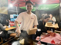 Penjualnya Tampan dan Ramah, Beef Taco di Lengkong Ini Gurih Mantap