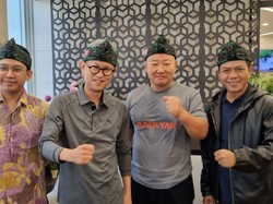 2 TKI Cerita ke Bupati Bandung soal Suka & Duka Kerja di Korsel