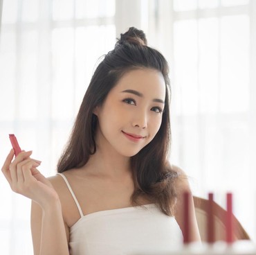 Riasan Wajah untuk Remaja agar Tak Berlebihan dan Tampak Lebih Tua