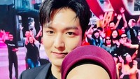 <p>Yang menghebohkan adalah, Siti Nurhalizah membagikan potret selfie-nya bersama aktor Korea Selatan ternama, Lee Min Ho, Bunda. Ternyata Min Ho juga hadir di acara tersebut. (Foto: Instagram: @ctdk)</p>