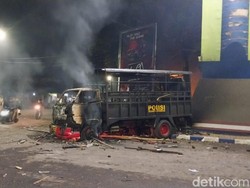 RK soal Tragedi Kanjuruhan: Jangan Demi Rating TV Paksa Pertandingan Malam