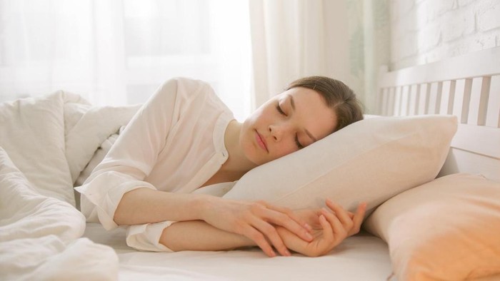 Kamu Sudah Tahu? Ternyata Menurut Ahli, Ini yang Akan Terjadi Pada Kulit Saat Kamu Tidur Kamu Sudah Tahu? Ternyata Menurut Ahli, Ini yang Akan Terjadi Pada Kulit Saat Kamu Tidur