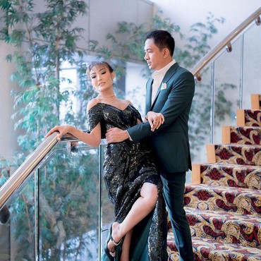 Regi Datau Mendadak Mesra ke Ayu Dewi, Anak Kedua: Tumben Amat