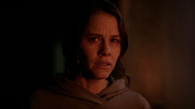 Aktris Sosie Bacon mengaku sangat puas dengan nasib akhir karakternya, Rose Cotter, dalam film Smile.